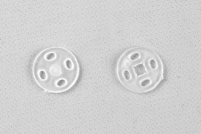 Кнопки пришивные пластиковые 10 мм, блистер 24шт, цв.-прозрачные - купить в Обнинске. Цена: 48.41 руб.